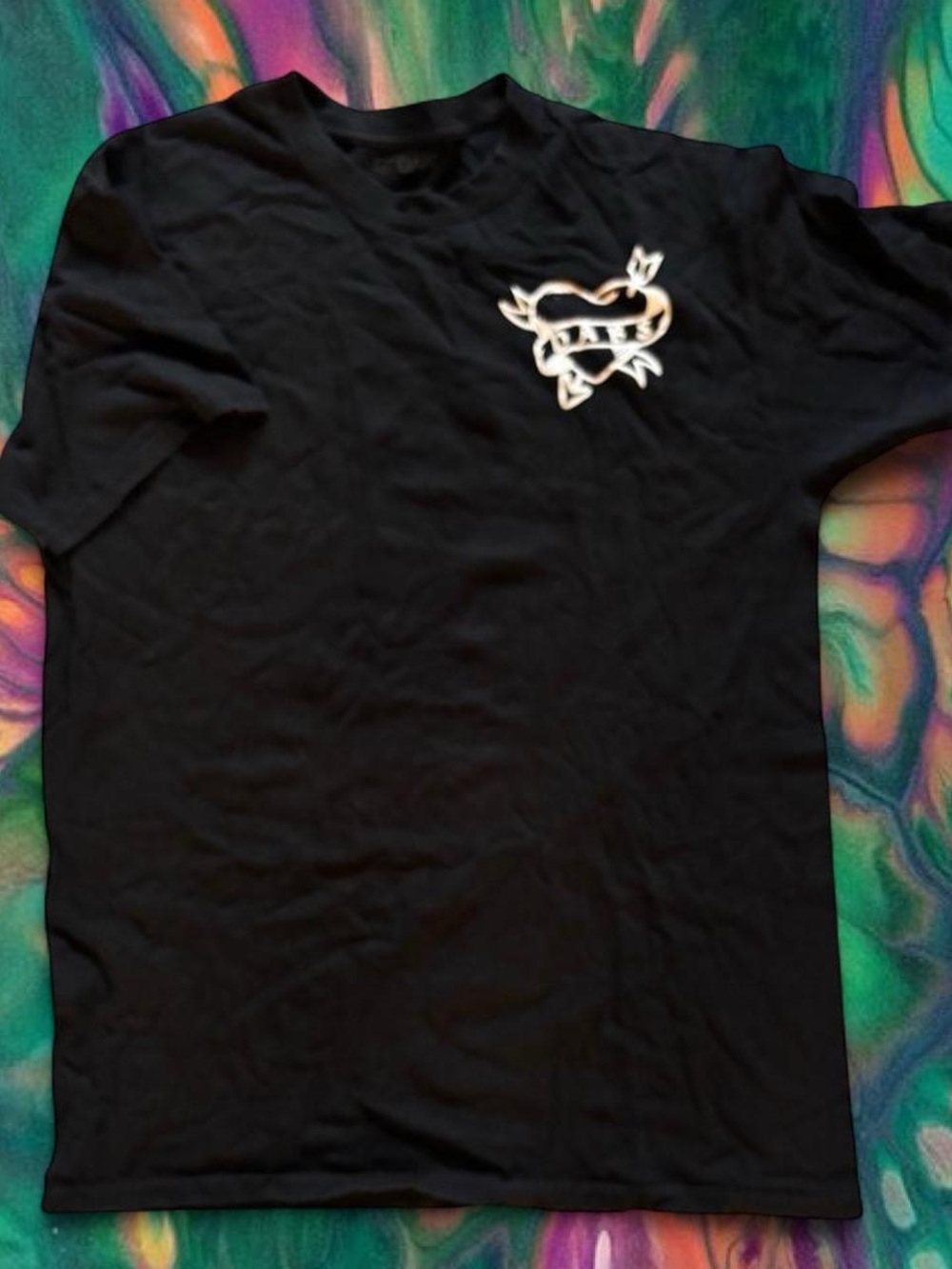 Black Men’s Graphic “Dabs” Arrow Tattoo Heart T-Shirt
